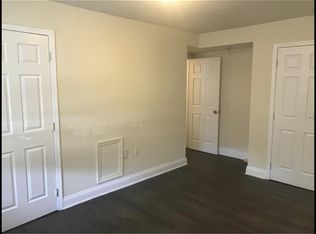2215 Hunter Pl SE APT 100, Washington, DC 20020