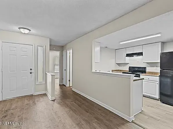 7663 Melissa Ct N, Jacksonville, FL 32210