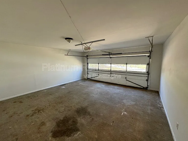 40 Briarwood Ct — Photo 21