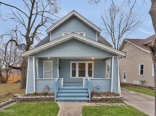 806 Douglas Ave, Kalamazoo, MI 49007