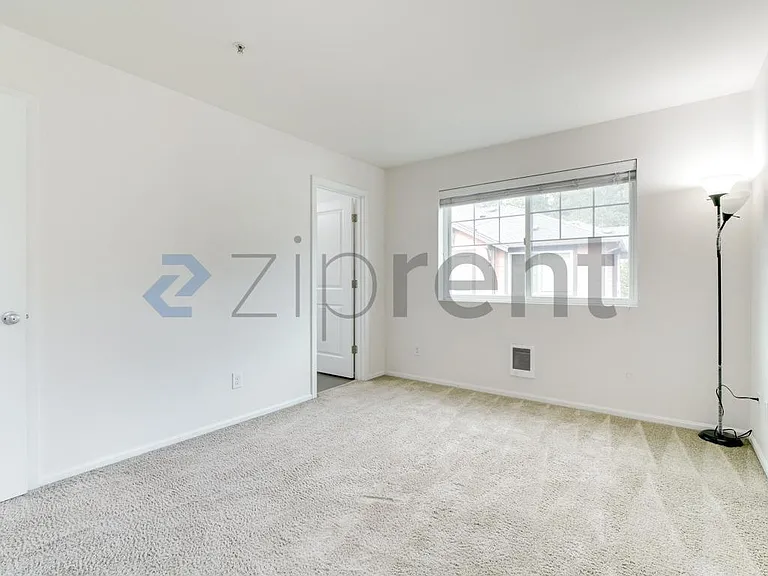 10351 156th Ln NE #101 — Photo 17