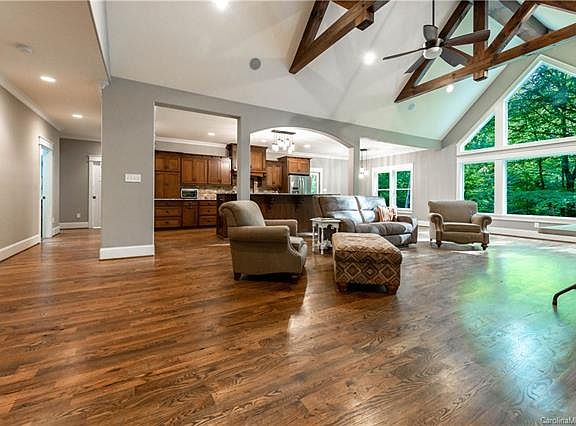 3rd image of 176 Timber Lake Dr