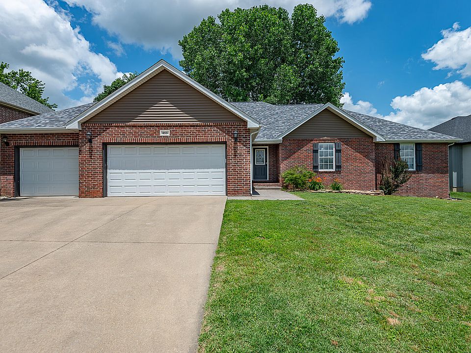 1st image of 853 E Meadow Garden Court