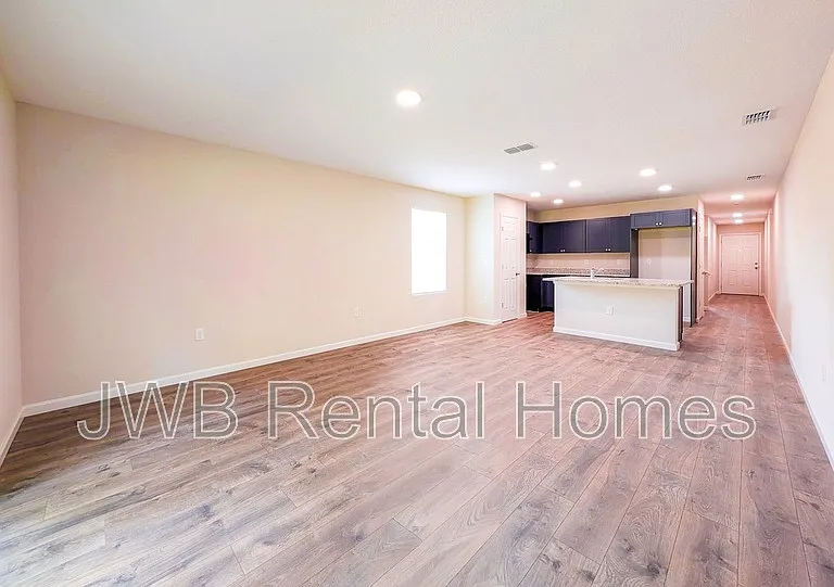 1278 Easter St #1 — Photo 3
