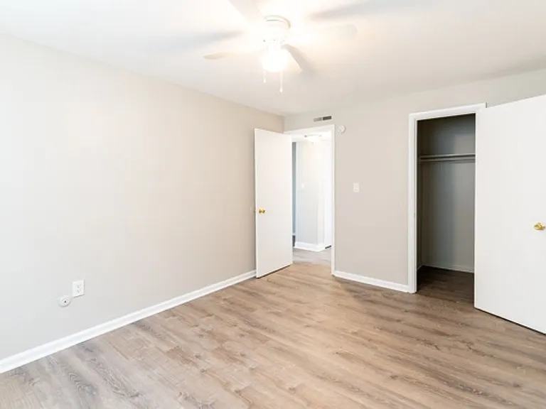 Eagle's Nest Apartments — Photo 40