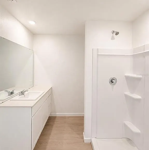 427 Artemis St — Photo 10