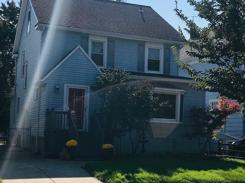 Amazing Kenmore home !