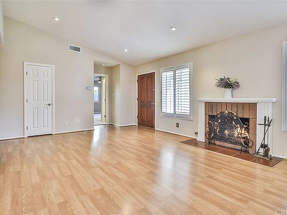 5th image of 873 W Bright Star St