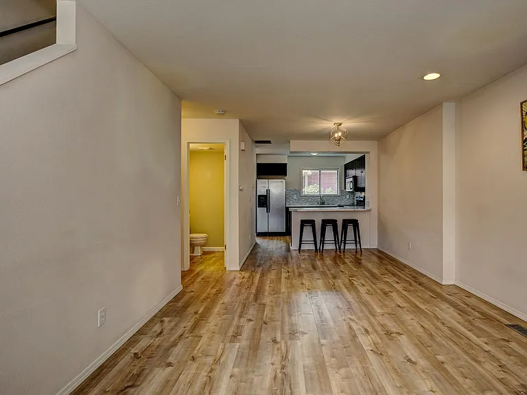 3036 S Betsy Ross Ln — Photo 8