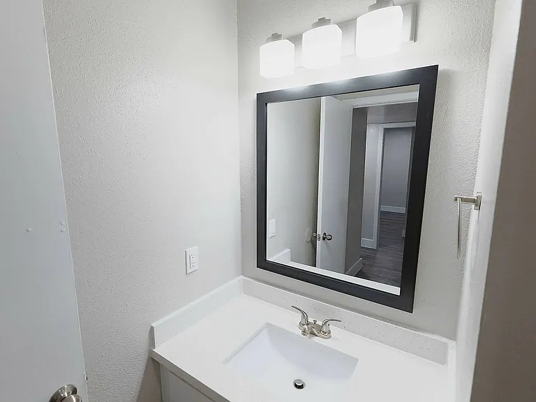 Arcata Townhomes — Photo 30