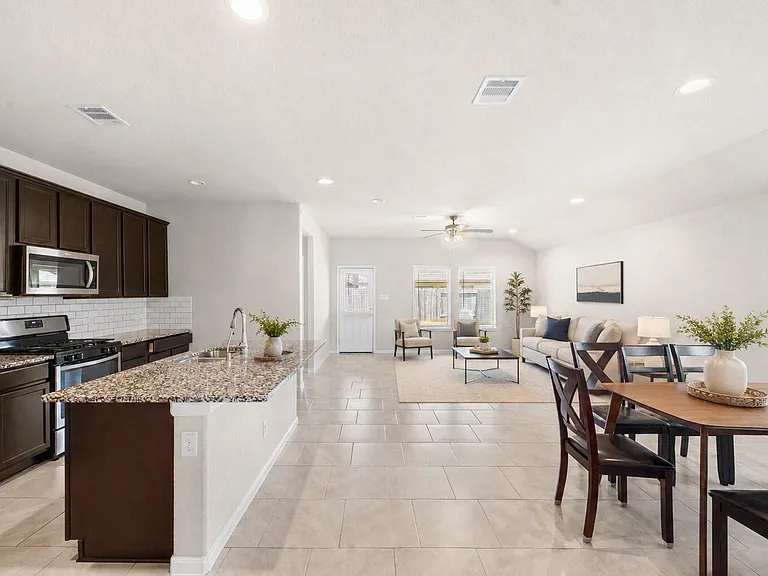 7543 Highland Chase Dr — Photo 18
