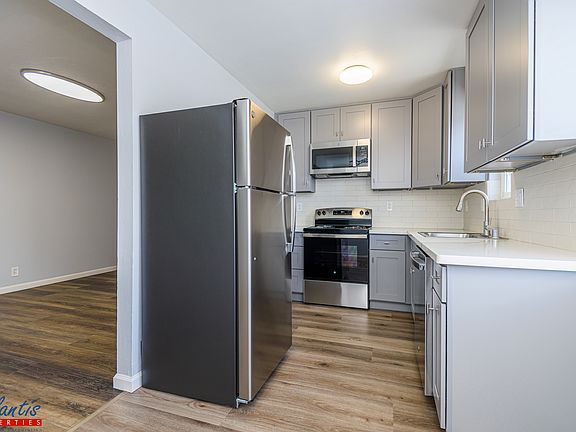 4th image of 1273 Pedro St #11