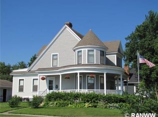 132 E Lasalle Ave, Barron, WI 54812