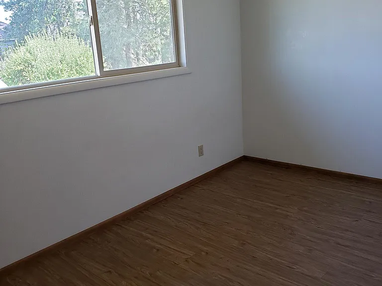4851 SW Hoffman Ave — Photo 11