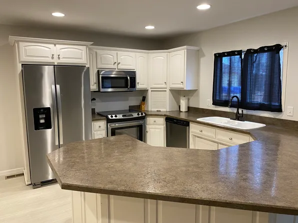 (undisclosed Address), Camdenton, MO 65020