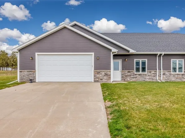 207 N 8th Ave, Sully, IA 50251