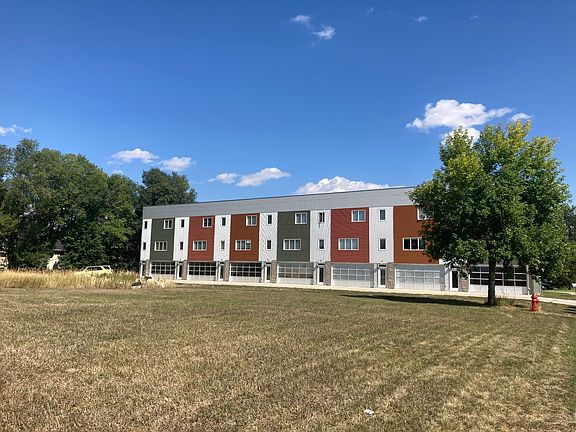 4th image of 577 Turner Ln #A