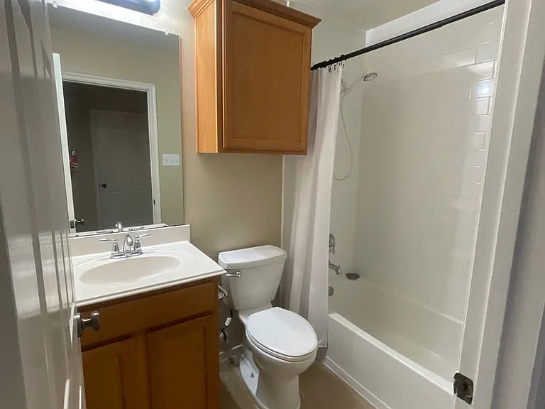 20130 Breezy Oak Ct — Photo 9