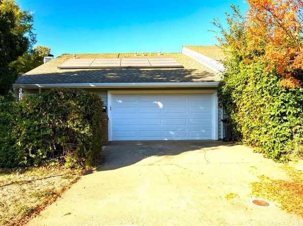 7983 Kingswood Dr, Citrus Heights, CA 95610
