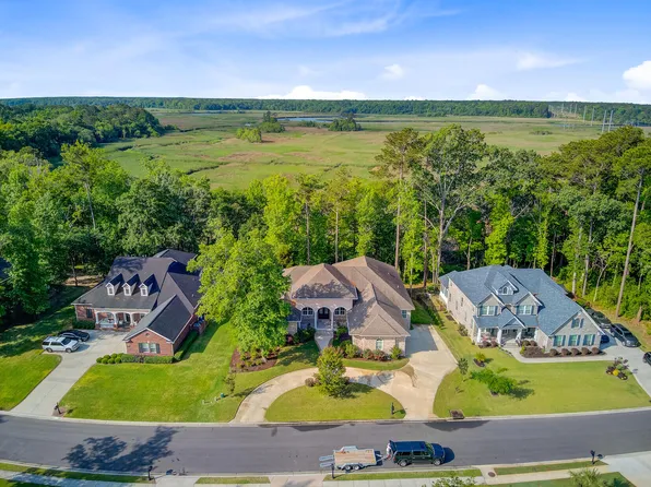 5433 Clearview Dr, North Charleston, SC 29420