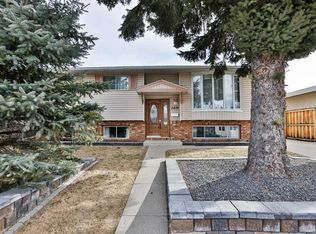 2419 W 19th St N, Lethbridge, AB T1H 4T4