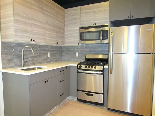 Rented by Nooklyn NYC LLC | media 9