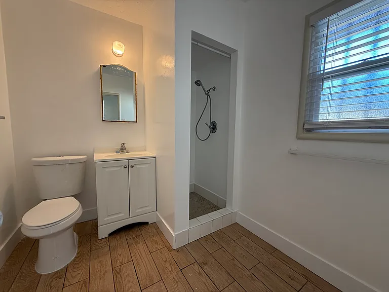 2433 San Pablo Ave #B — Photo 7