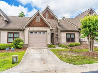 25 Elk Ridge Ln, Southern Pines, NC 28387