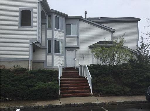 1st image of 1402 Sabrina Ln
