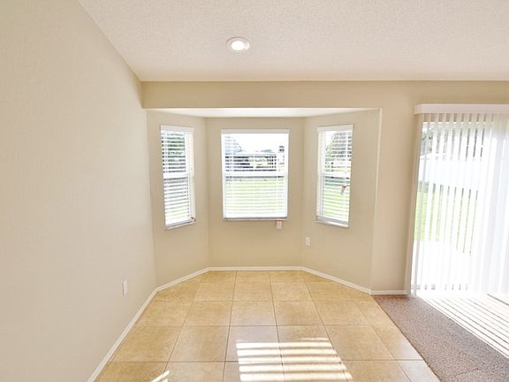 2nd image of 7976 Oak Run Cir