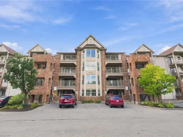 4025 Kilmer Dr #310, Burlington, ON L7M 4M5