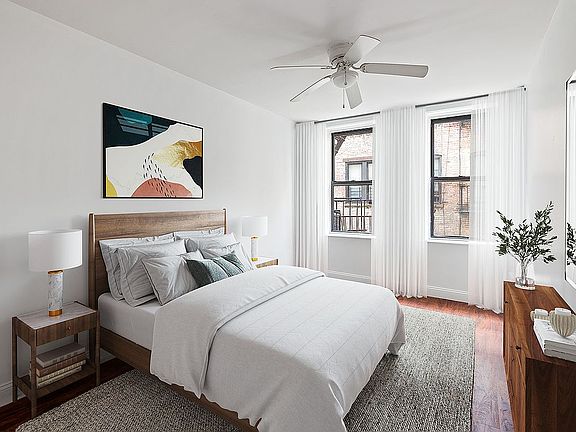 2nd image of 712 W 175th St APT 1F
