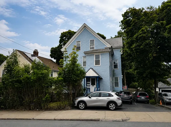 38 Glenwood St Floor 3, Malden, MA 02148