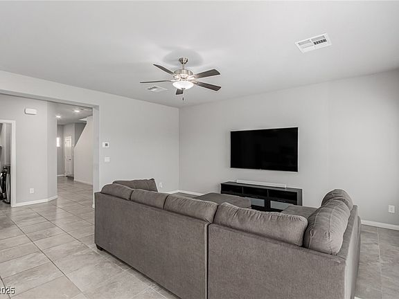 3rd image of 7909 Warm Winds St