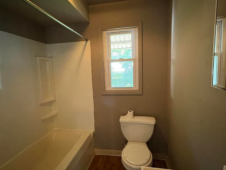 52 Diamond Ave — Photo 7