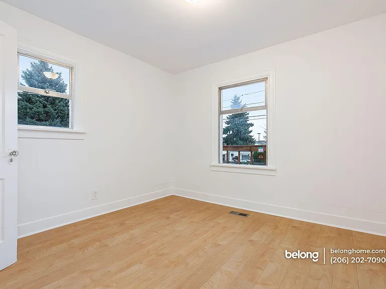 9227 Evanston Ave N — Photo 22