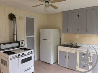 46 W Carpenter St, Pawtucket, RI 02860