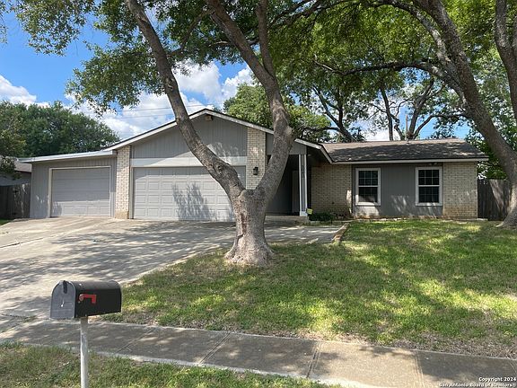 3rd image of 5042 STOCKMAN DR