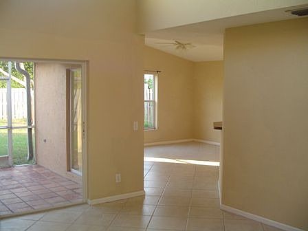 LIVING ROOM SPAN