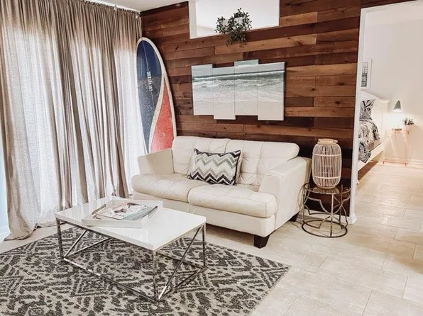 105 SE 8th St Floor 105, Gainesville, FL 32601