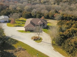 2050 170th Ct, Winterset, IA 50273
