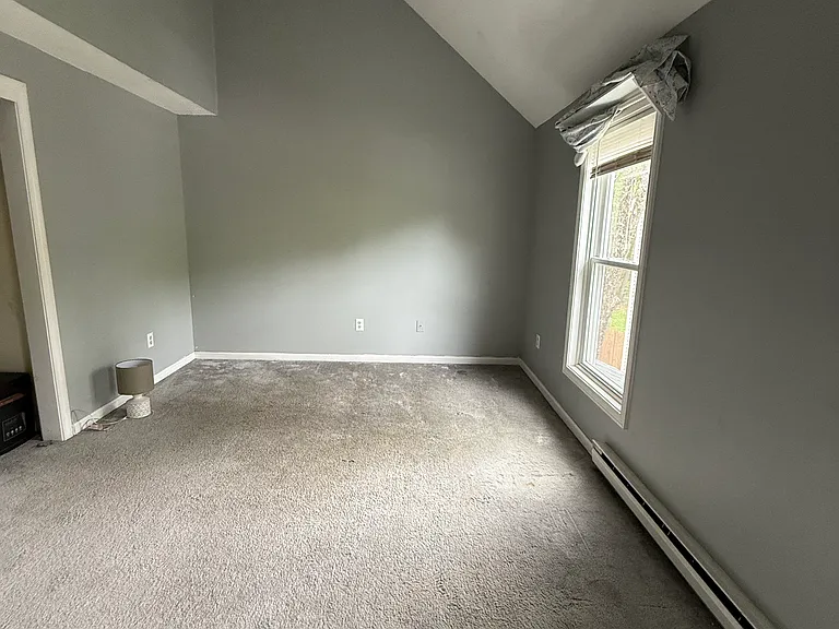 7 Pine Hill Dr #7 — Photo 4