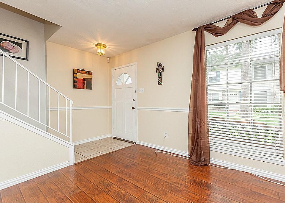 1st image of 3948 Laura Leigh Ln