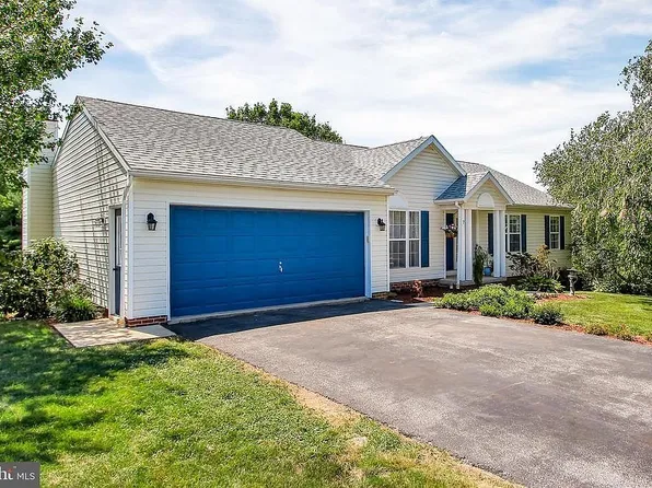 7 Liberty Ave, New Freedom, PA 17349