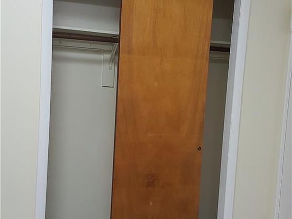 4th image of 26-20 9th St #11A