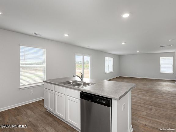 5th image of 2346 Gadwall Lane Lot 143