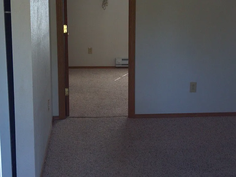 Deer Run Apartments — Photo 35