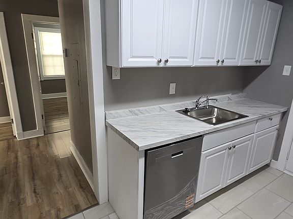 4th image of 192 1st St SW #192