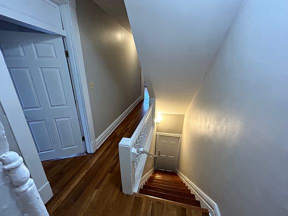 5th image of 253 W 1st Ave APT B