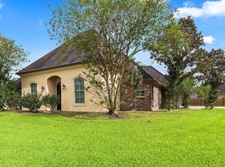 119 Creek Bnd, Lafayette, LA 70508
